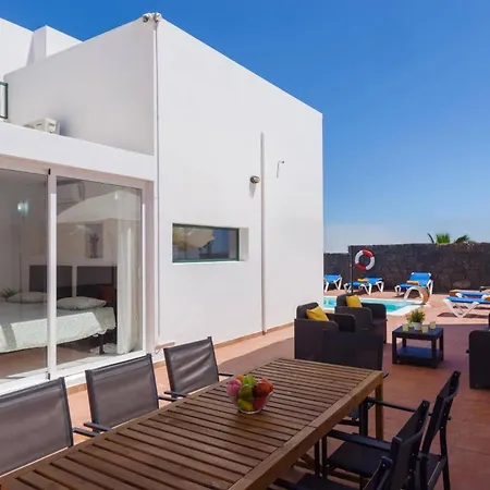 Sunshine Lanzarote By Villa Teguise (Lanzarote)